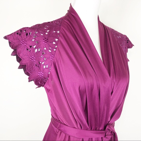 VINTAGE | Ayres by E. Eysen Crochet Wrap Dress - Picture 11 of 14